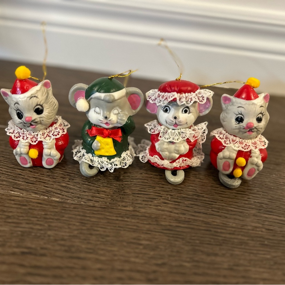 Vintage Giftco Tattle Tails Snow Bells Christmas Bell Ornament set of 4